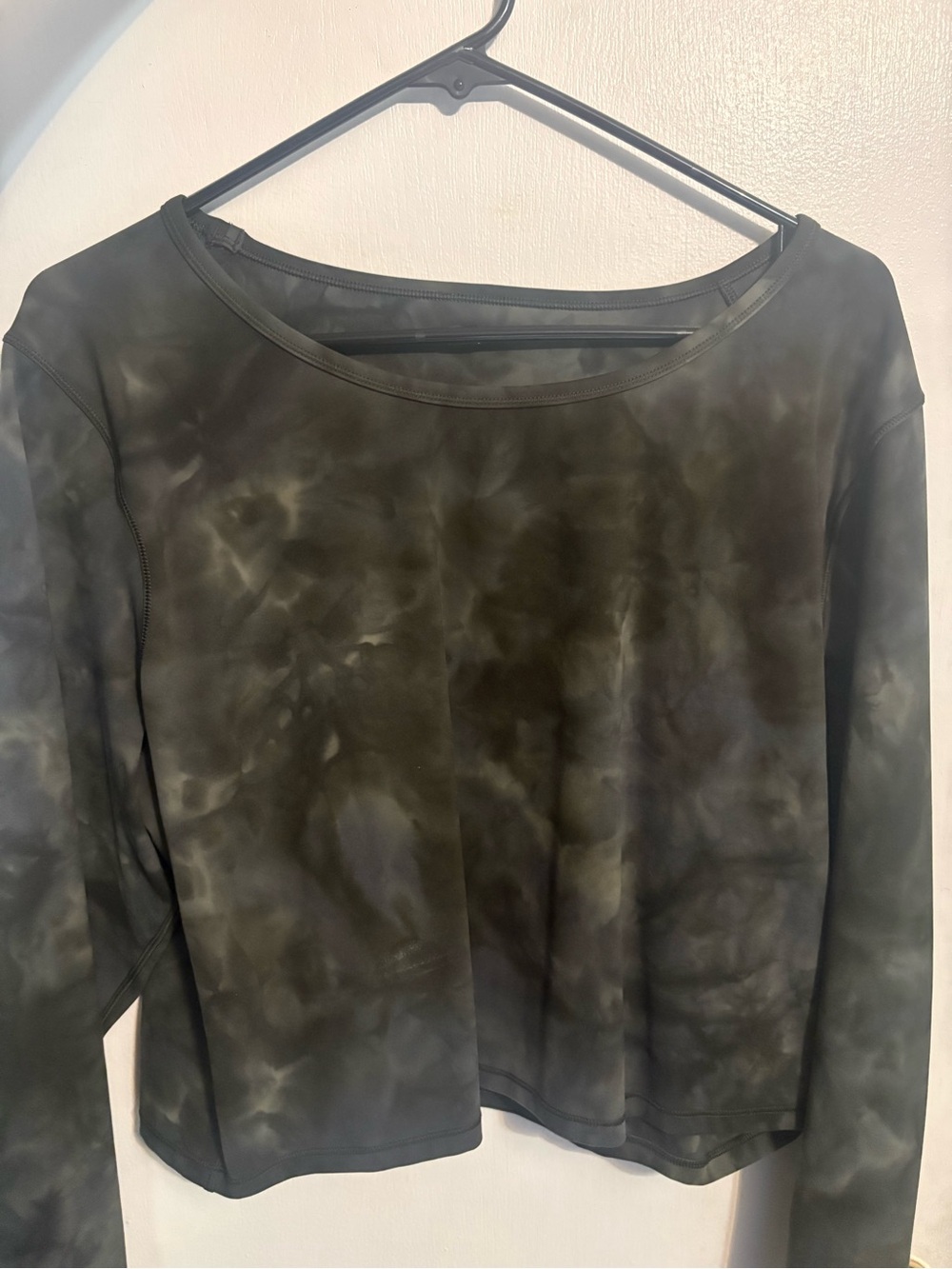 Women’s Long Sleeve Tie-Dye Top - Black